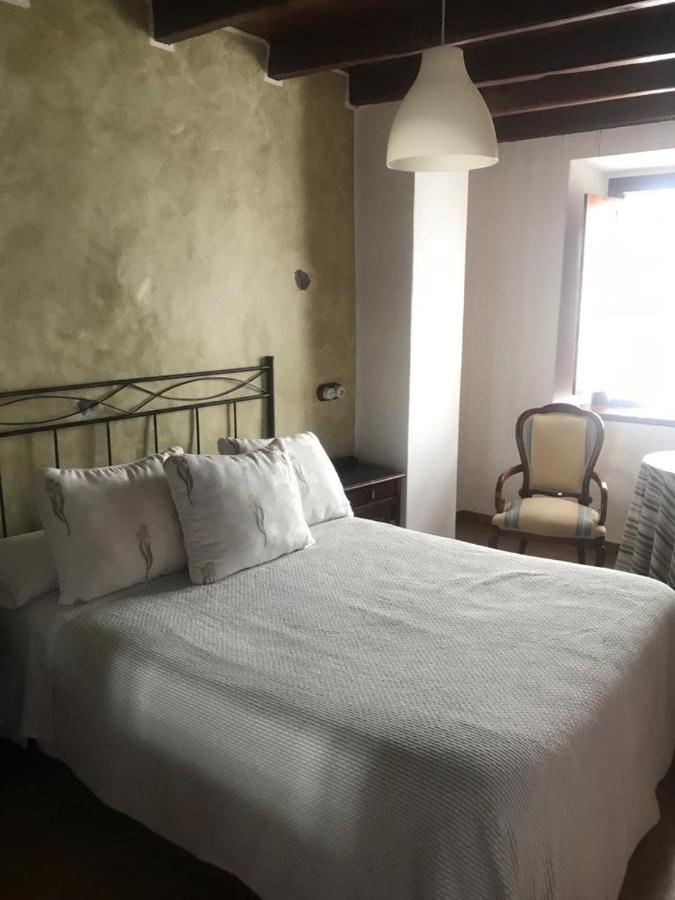 Pensjonat Casa Barreta Villaviciosa  Zewnętrze zdjęcie